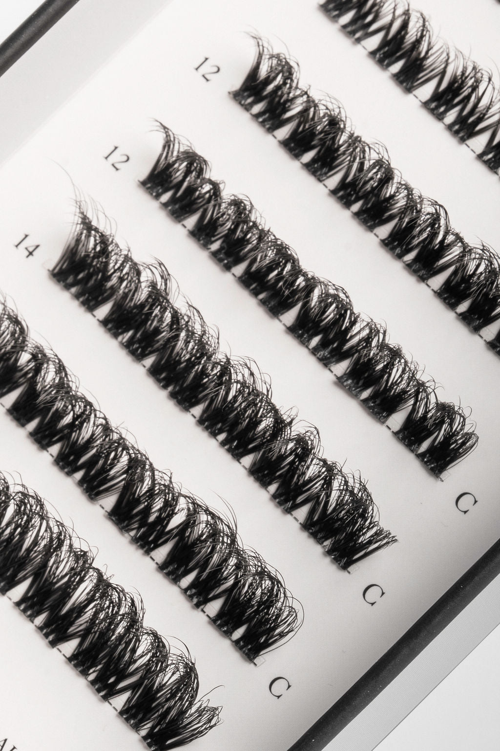 Lash Voguish Volume