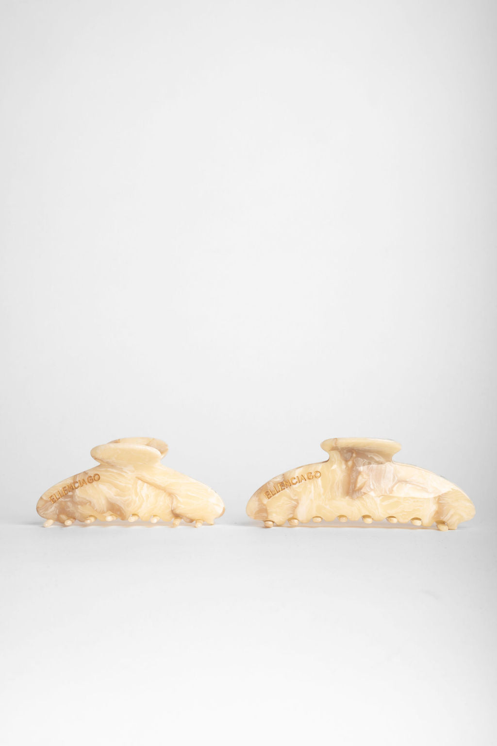 Signature Elegant Claw