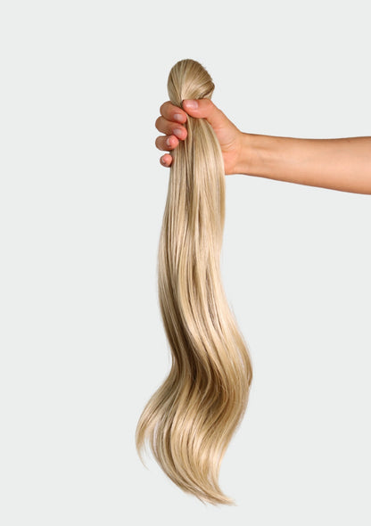 Scarlett ponytail extension